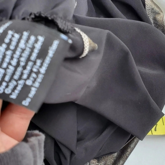 Rock & Republic bronze tone tee L‎ - Picture 7 of 8